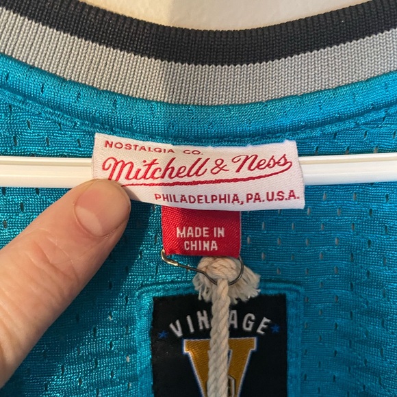 CNCPTS Mitchell & Ness NHL all star basketball jersey - Picture 5 of 9